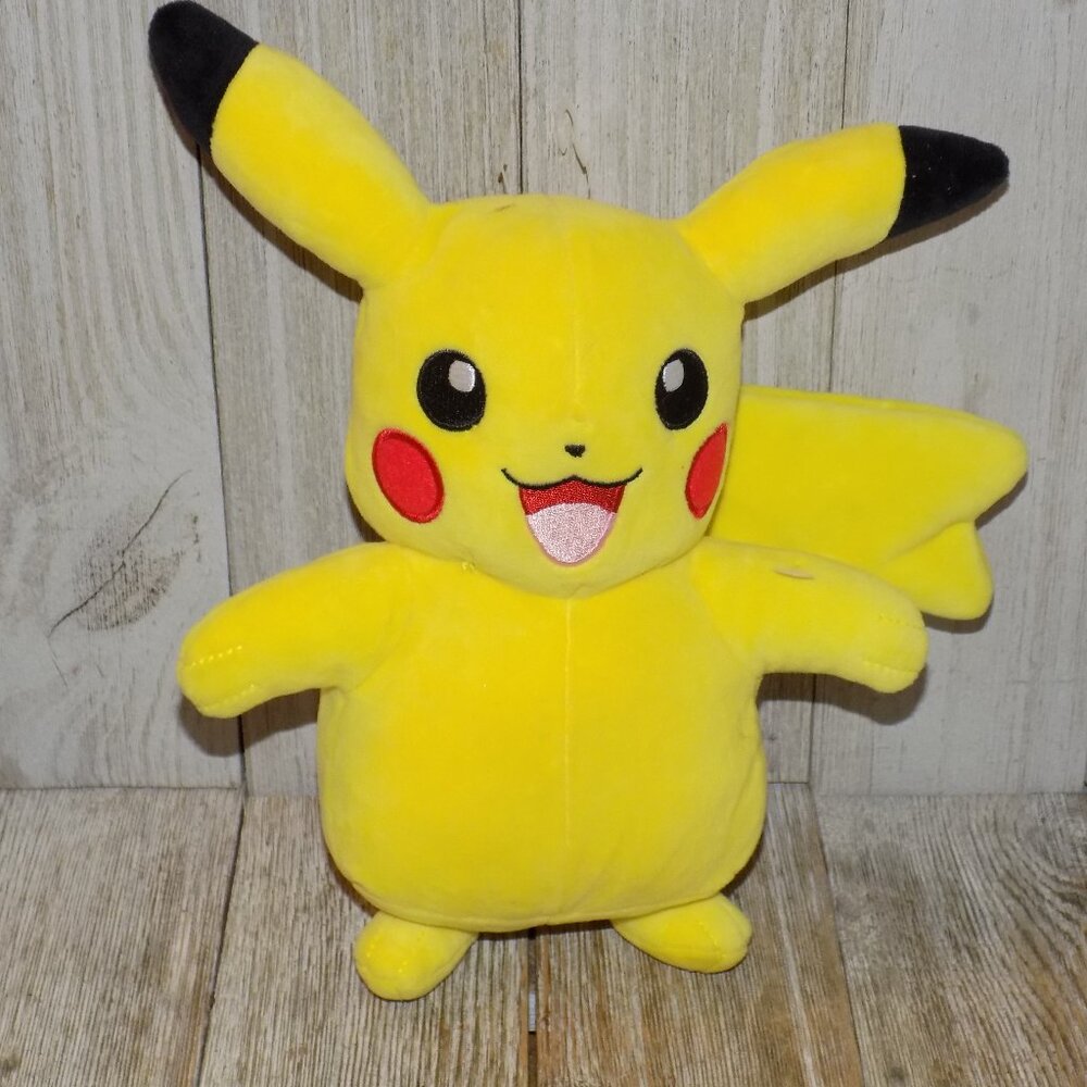 POKEMAN 2023 NITENDO Plush Pikachu *